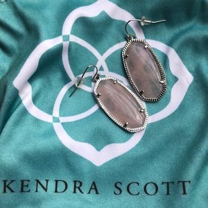 KENDRA SCOTT pale pink stone in silver.